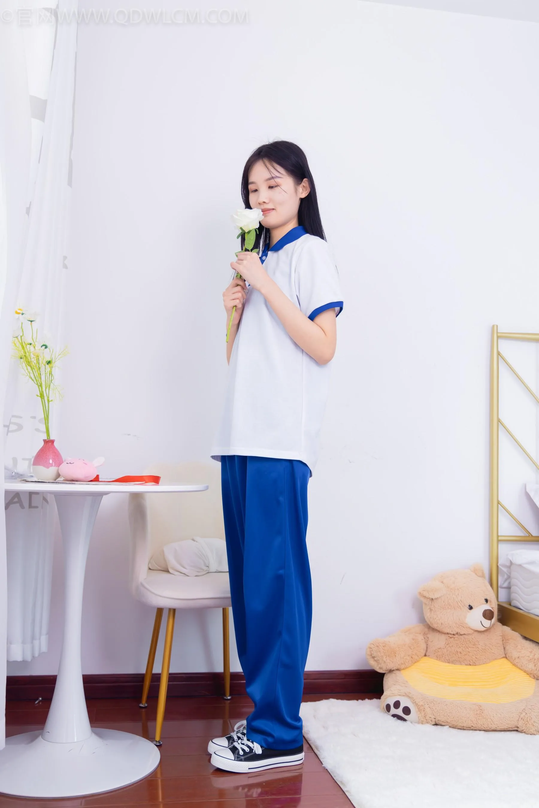 物恋传媒 NO.1515 颜颜-校园时的她 [151P]插图5